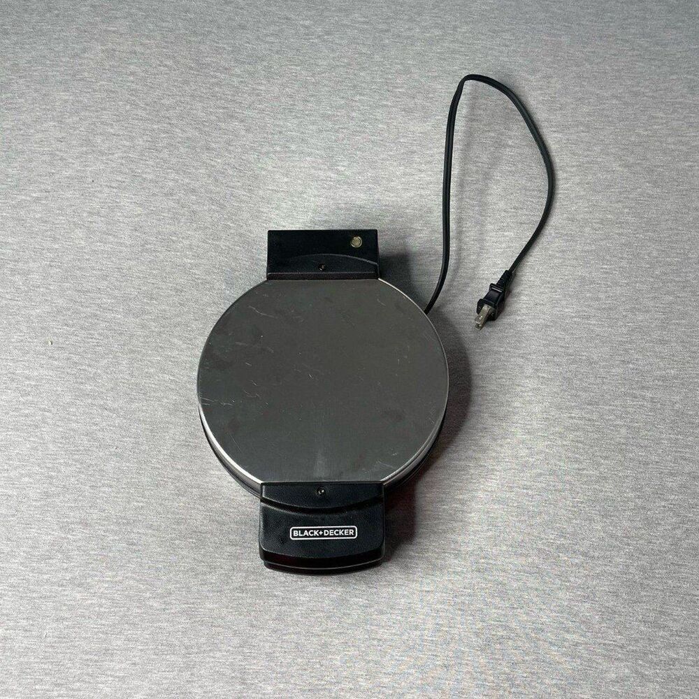 Black+Decker Stainless Steel Belgian Waffle Maker